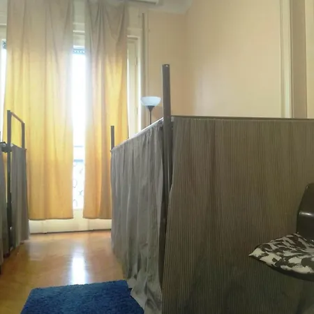 Bauhaus Astoria Hostel-3